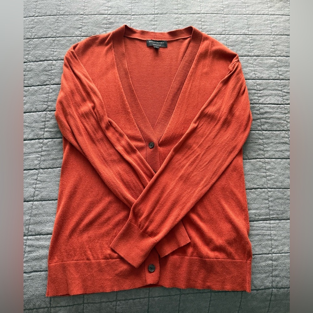 Banana Republic Women's Rust Cardigan Sweater